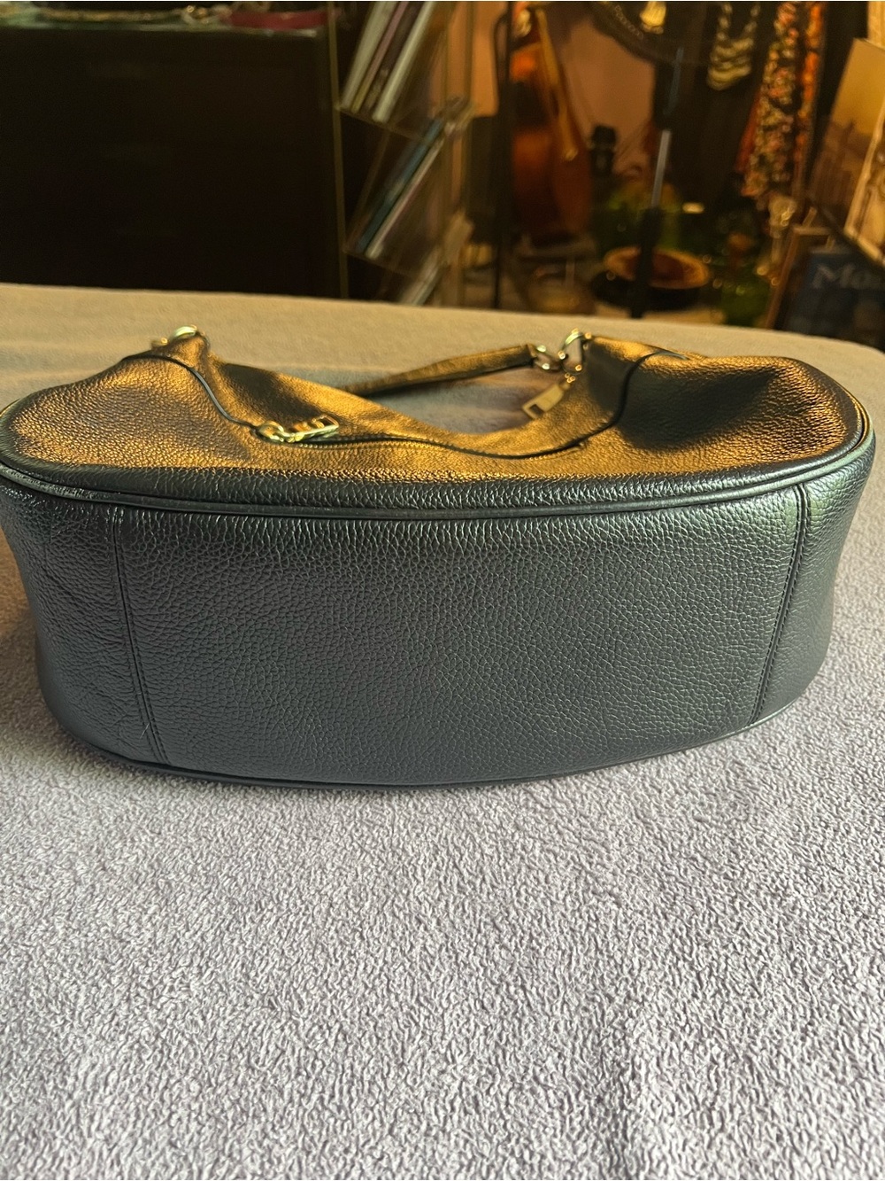 Authentic Coach Large Harley Hobo Bag in Black Pebbled Leather - Picture 3 of 15